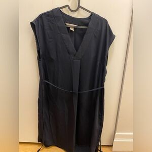 Dark Blue dress. Knee‎ length